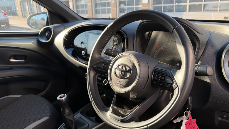 Toyota Aygo X 1.0 VVT-i Edge 5dr Petrol Hatchback